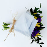 Ramo de Tulipanes Amarillos y Lisianthus Morados – Elegancia y Color en Tercera Edición