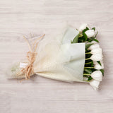 Ramo de Tulipanes Blancos – Pureza y Elegancia para Cada Ocasión