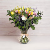 Florero Surtido de Tulipanes Amarillos – Arreglo Completo con Florero de Vidrio