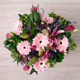 Florero Gerberas Rosadas– Flores Frescas Listas para Apreciar